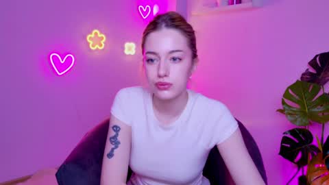 Snapshot of ameliacarterr chatting on 04/06/26, 02:42 Amelia online show from 04/06/26, 02:42