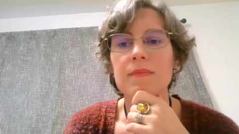 Ameliaishka online show from 10/09/25, 12:19