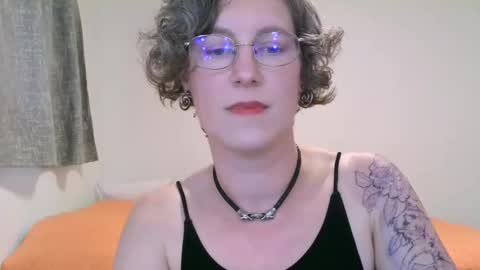 Ameliaishka online show from 04/11/26, 09:19