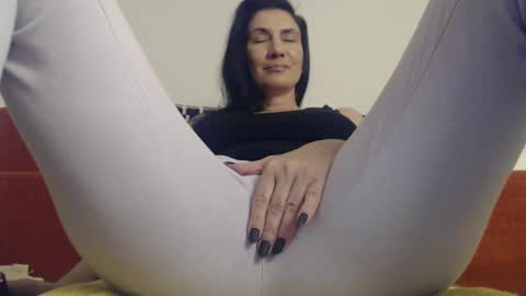 AME  or  Amelia online show from 12/03/24, 01:54