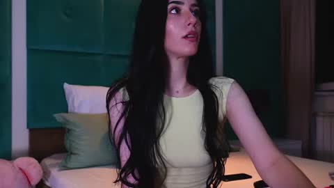 AmeliaJune online show from 06/16/26, 09:50