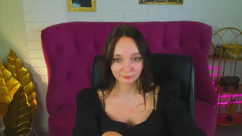 Amelia online show from 01/19/25, 08:29