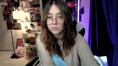 Snapshot of ameliameadd chatting on 09/18/25, 07:32 Amelia online show from 09/18/25, 07:32