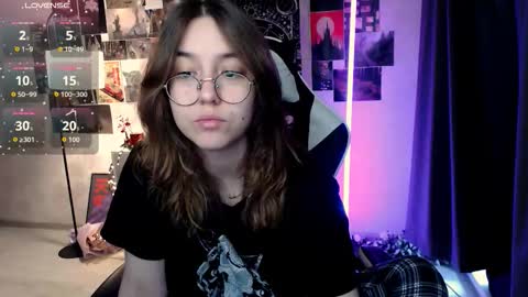 Snapshot of ameliameadd chatting on 10/09/25, 08:45 Amelia online show from 10/09/25, 08:45