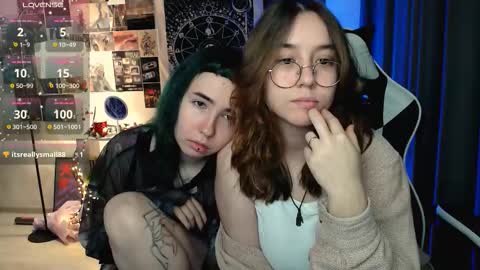 Snapshot of ameliameadd chatting on 10/25/25, 08:55 Amelia online show from 10/25/25, 08:55