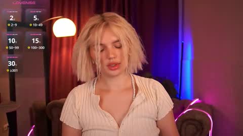  Amelia  online show from 11/24/25, 05:07