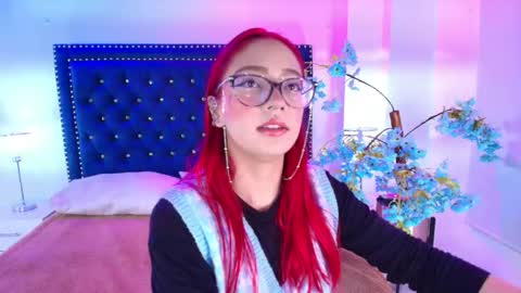 Snapshot of amelie_adamsx chatting on 06/02/26, 11:23 Amelie online show from 06/02/26, 11:23