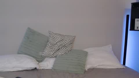 Amelie online show from 02/19/25, 11:46