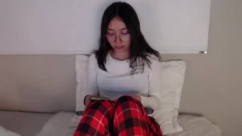 Amelie online show from 02/26/25, 08:22