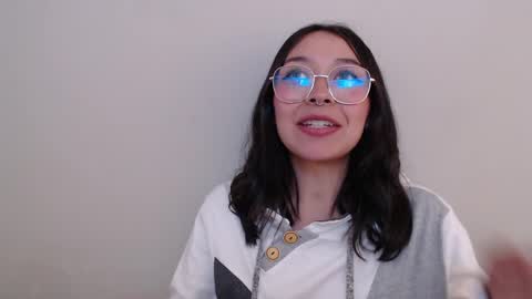 Amelie online show from 03/05/25, 07:38