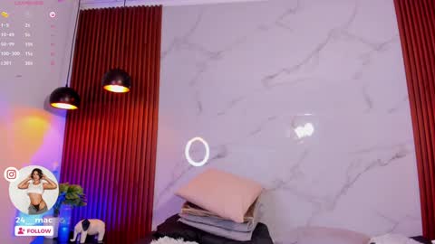 Snapshot of amelie_leigh chatting on 12/05/24, 07:16 Alejandra online show from 12/05/24, 07:16