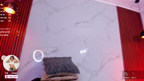 Snapshot of amelie_leigh chatting on 12/19/24, 07:29 Alejandra online show from 12/19/24, 07:29