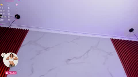 Snapshot of amelie_leigh chatting on 01/08/25, 07:13 Alejandra online show from 01/08/25, 07:13