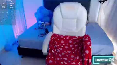 Amelie  online show from 02/13/26, 05:31