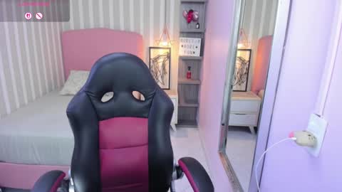 Victoria online show from 09/30/25, 07:30