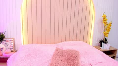 Amelia online show from 01/26/25, 12:05