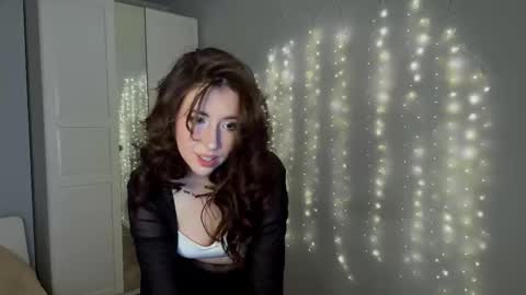ameliiaaa__ online show from 03/03/26, 06:03