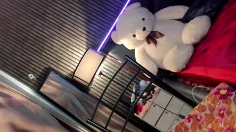 Snapshot of amelinckx chatting on 01/07/25, 06:48 amelinckx online show from 01/07/25, 06:48