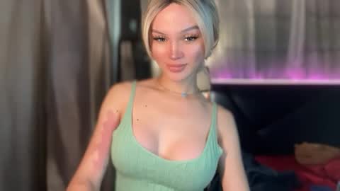 Snapshot of amelinckx chatting on 09/12/25, 11:26 amelinckx online show from 09/12/25, 11:26