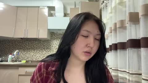 Snapshot of ameliya_kim chatting on 04/12/26, 05:18 Ameliya online show from 04/12/26, 05:18