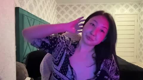 Snapshot of ameliya_kim chatting on 05/04/26, 08:49 Ameliya online show from 05/04/26, 08:49