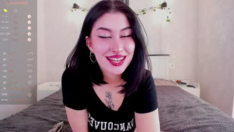 Snapshot of ameliya_sun chatting on 02/07/25, 04:59 Aylin online show from 02/07/25, 04:59
