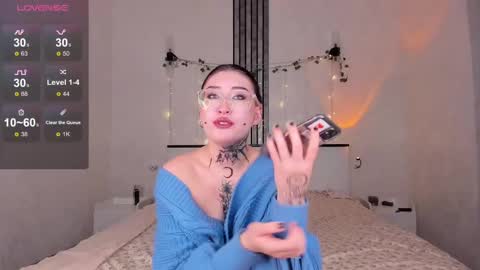 Snapshot of ameliya_sun chatting on 03/03/25, 02:15 Aylin online show from 03/03/25, 02:15