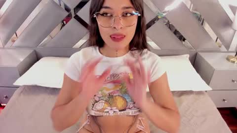 amelli_colette online show from 10/02/25, 01:07