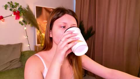 Snapshot of amelliablossom chatting on 03/03/26, 06:41 amelliablossom online show from 03/03/26, 06:41