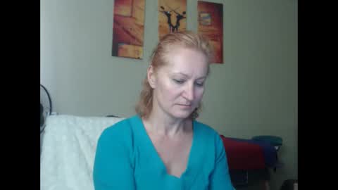 Snapshot of amelly777 chatting on 04/23/26, 01:35 amelly777 online show from 04/23/26, 01:35