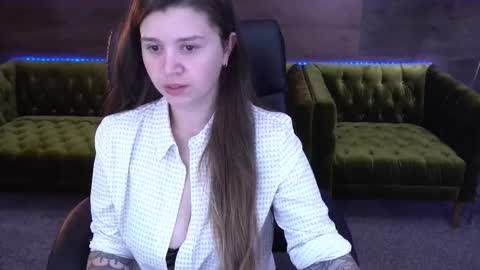 Snapshot of amellymillyy chatting on 09/14/25, 01:32 amellymillyy online show from 09/14/25, 01:32