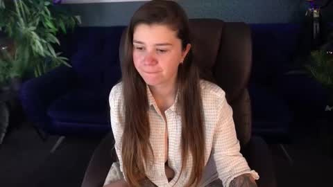 Snapshot of amellymillyy chatting on 10/12/25, 09:52 amellymillyy online show from 10/12/25, 09:52