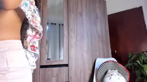 Snapshot of amely_sweetheat chatting on 02/06/26, 02:53 Amely online show from 02/06/26, 02:53