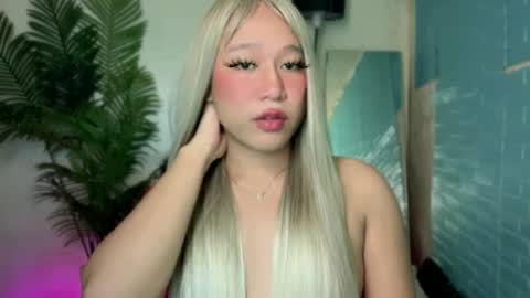 Snapshot of amera_slut chatting on 05/29/26, 06:17 amera_slut online show from 05/29/26, 06:17