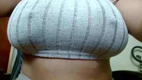 Mari online show from 09/21/25, 11:23