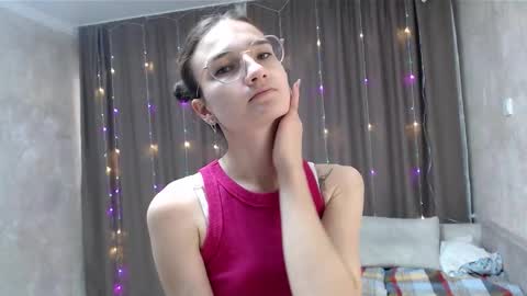 Julia  online show from 12/03/25, 08:56