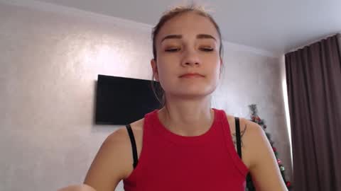 Julia  online show from 01/06/26, 09:02