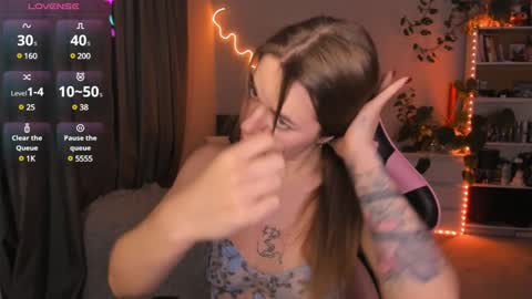 Hi-hi I am Kate welcome to my sexy room online show from 12/10/24, 04:49