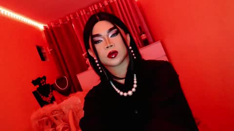 Queen Mireska online show from 03/09/25, 12:42