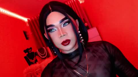 Queen Mireska online show from 03/10/25, 03:20