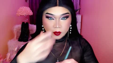 Queen Mireska online show from 09/11/25, 11:21