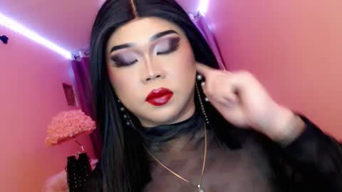 Queen Mireska online show from 09/12/25, 10:26