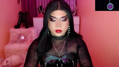 Queen Mireska online show from 11/08/25, 02:39