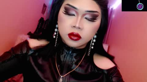 Queen Mireska online show from 03/06/26, 04:25