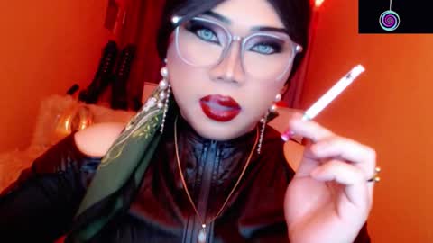 Queen Mireska online show from 03/12/26, 04:24