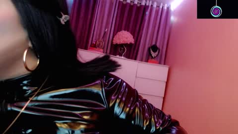 Queen Mireska online show from 03/17/26, 05:16