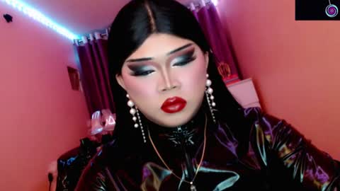 Queen Mireska online show from 06/08/26, 05:02
