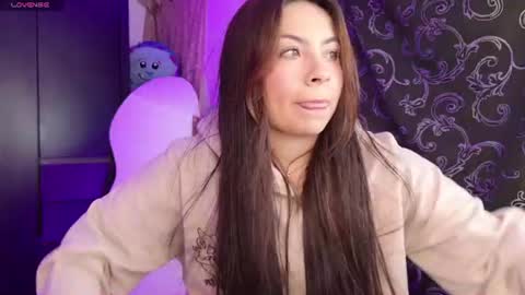 Snapshot of amicuper chatting on 06/24/26, 01:37 Amy online show from 06/24/26, 01:37
