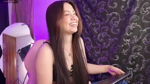 Snapshot of amicuper chatting on 07/11/26, 05:43 Amy online show from 07/11/26, 05:43