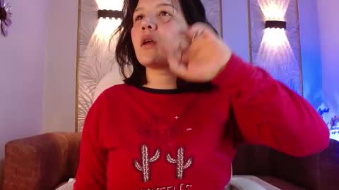 Snapshot of amie_gh chatting on 10/09/25, 11:19 Amie  online show from 10/09/25, 11:19